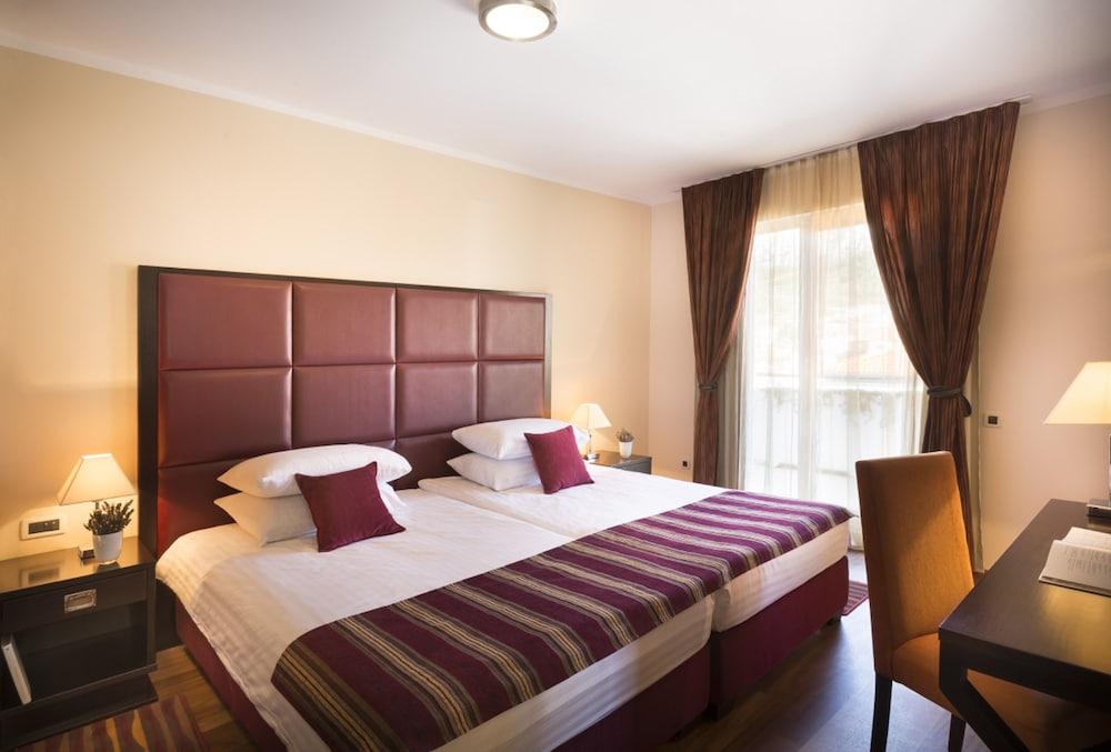 Valamar Atrium Residence バスカ エクステリア 写真