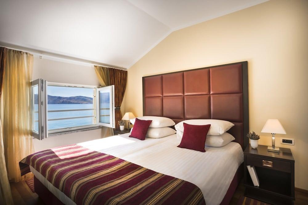 Valamar Atrium Residence バスカ エクステリア 写真