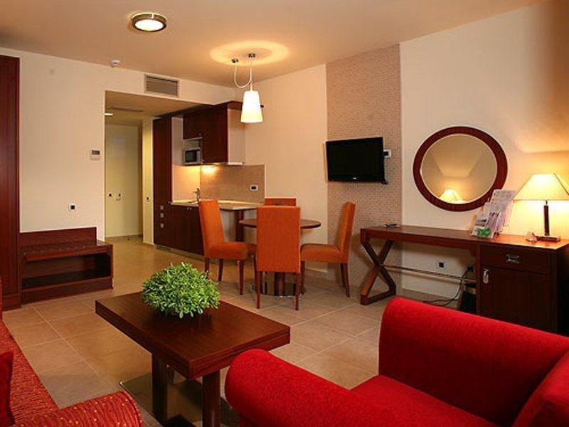 Valamar Atrium Residence バスカ エクステリア 写真
